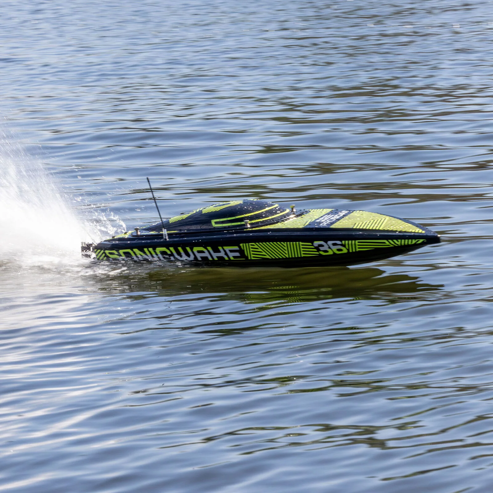 Bateau RC Sonicwake 36 V3 Brushless RTR ProBoat PRB-2171T1 - Image 14