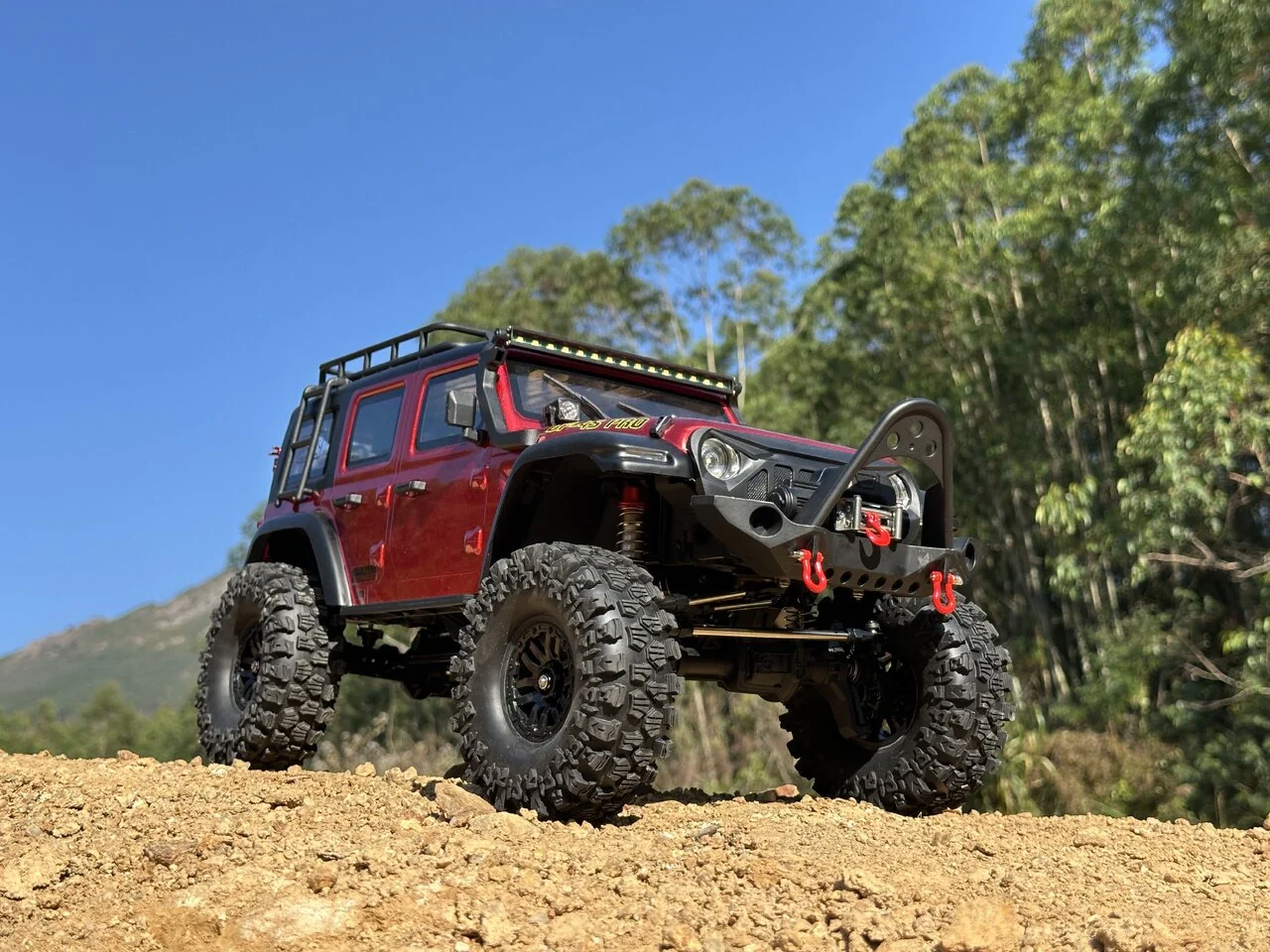 DF Models Crawler RC DF-04S PRO 1/10 Scale rouge métal – Brushless RTR - Image 2